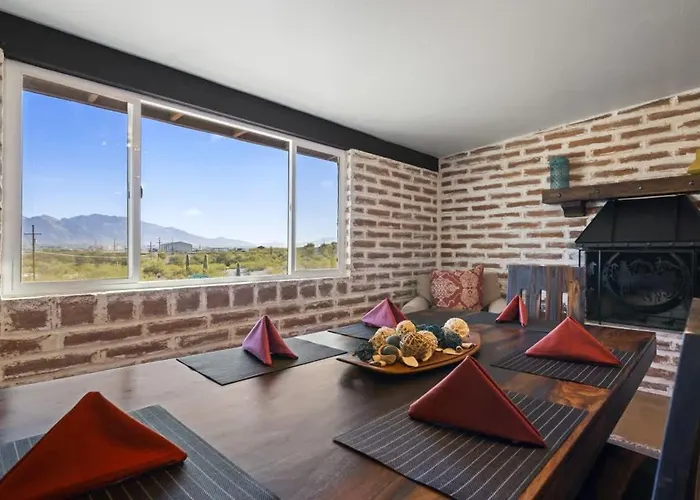Panoramic Mountain Views Heated Pool 2 Kitchens Holiday home