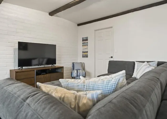 Panoramic Mountain Views Heated Pool 2 Kitchens *