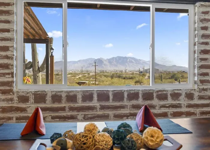 Panoramic Mountain Views Heated Pool 2 Kitchens * Tucson