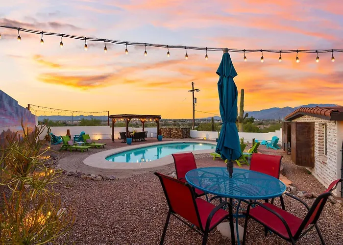 Panoramic Mountain Views Heated Pool 2 Kitchens *