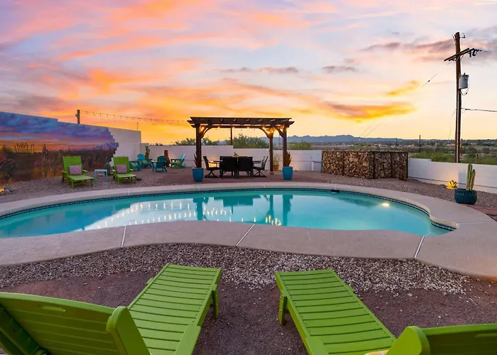 Panoramic Mountain Views Heated Pool 2 Kitchens Holiday home